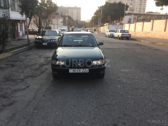 Opel Astra 1997, 300,000 km - 1.6 l - Bakı
