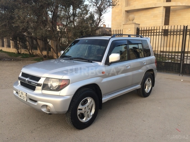 Mitsubishi Pajero io 2000, 194,565 km - 1.8 l - Bakı