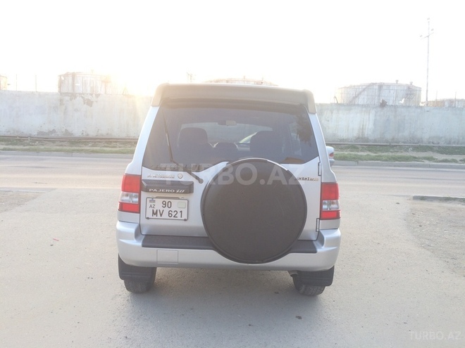 Mitsubishi Pajero io 2000, 194,565 km - 1.8 l - Bakı