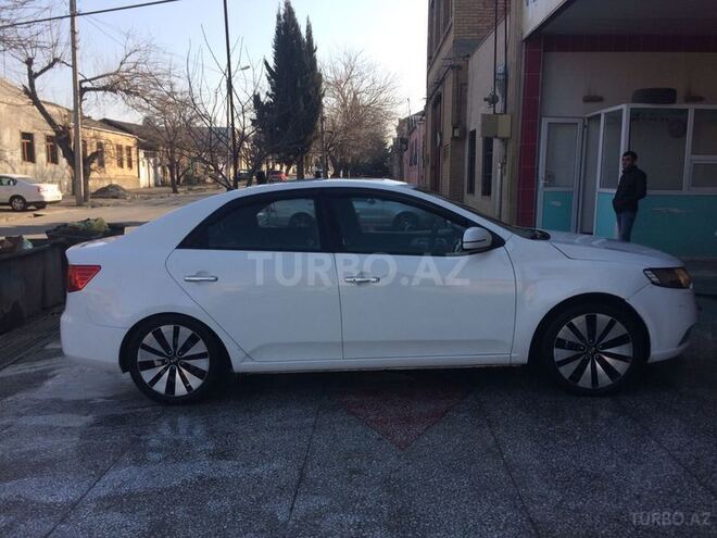 Kia Cerato 2010, 145,800 km - 1.6 л - Gəncə