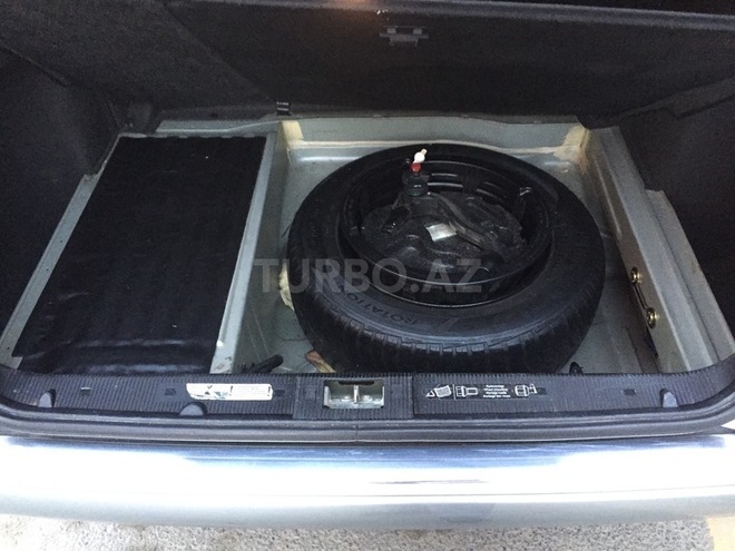 Mercedes E 240 1998, 232,123 km - 2.4 л - Bakı