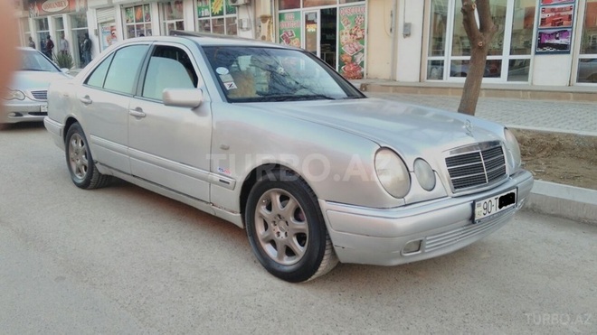 Mercedes E 200 1996, 237,315 km - 2.0 l - Bakı