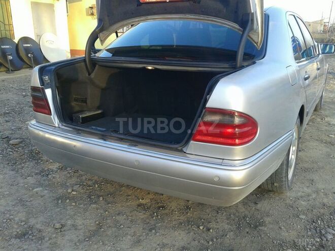 Mercedes E 280 1998, 211,000 km - 2.8 l - Bakı