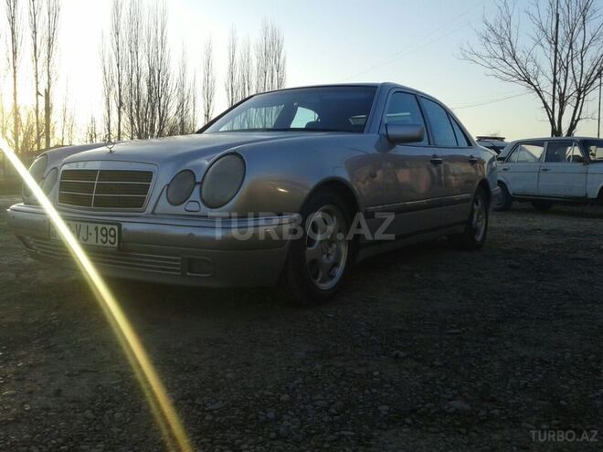 Mercedes E 280 1998, 211,000 km - 2.8 l - Bakı
