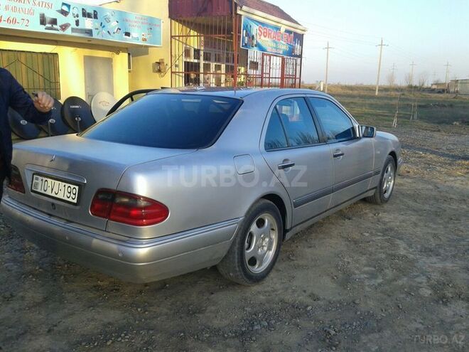 Mercedes E 280 1998, 211,000 km - 2.8 l - Bakı