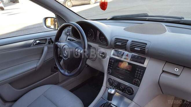 Mercedes C 230 2005, 178,000 km - 2.5 л - Bakı