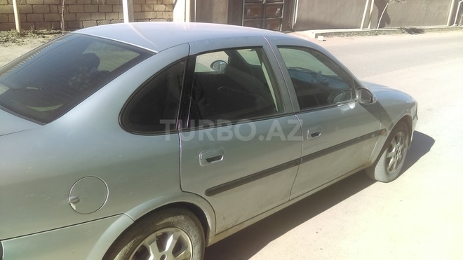 Opel Vectra 1998, 380,000 km - 2.0 l - Bakı
