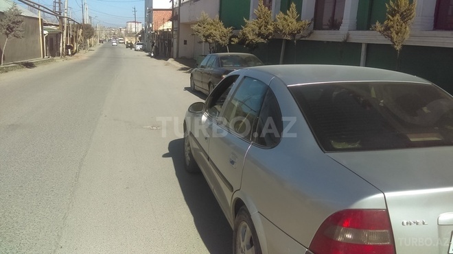 Opel Vectra 1998, 380,000 km - 2.0 l - Bakı