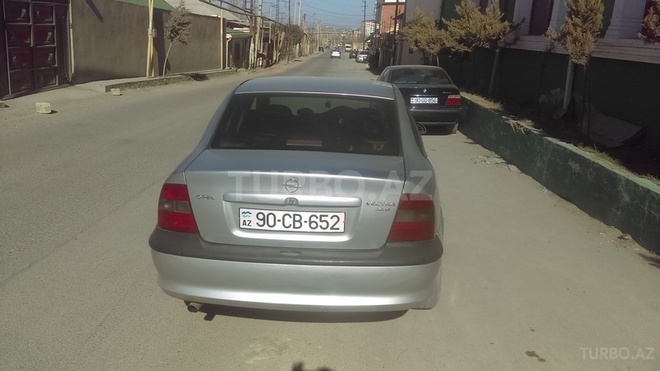 Opel Vectra 1998, 380,000 km - 2.0 l - Bakı