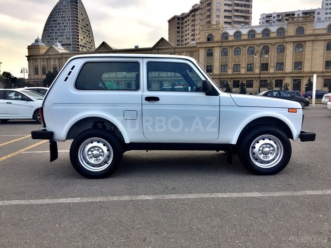 LADA (VAZ) Niva 2013, 25,000 km - 1.7 л - Bakı