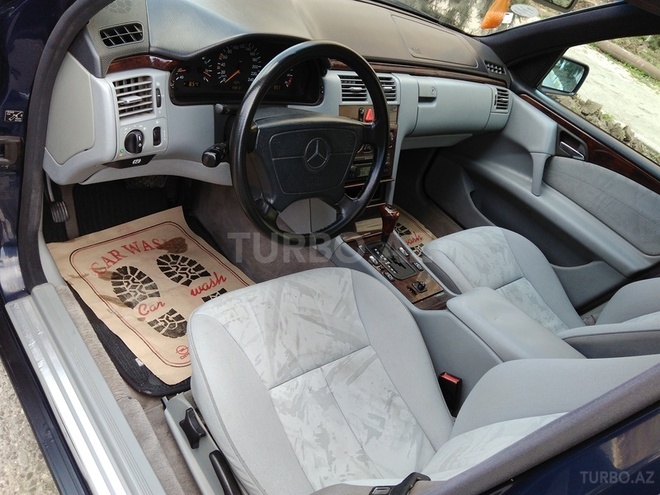 Mercedes E 230 1997, 220,000 km - 2.3 l - Sumqayıt