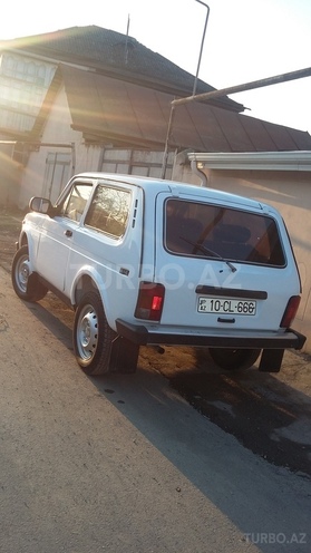 LADA (VAZ) Niva 1995, 149,000 km - 1.7 л - Quba