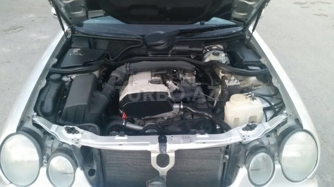 Mercedes E 200 2000, 200,000 km - 2.0 l - Bakı