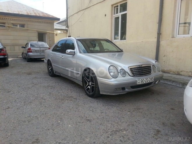 Mercedes E 200 2000, 200,000 km - 2.0 l - Bakı
