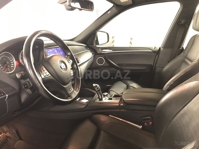 BMW X5 M 2012, 75,000 km - 4.4 l - Bakı