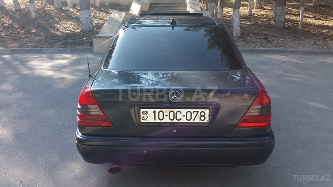 Mercedes C 180 1997, 242,000 km - 1.8 л - Bakı