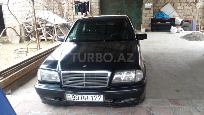 Mercedes C 220 1998, 239,000 km - 2.2 l - Bakı