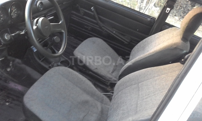 LADA (VAZ) 2106 2005, 290,000 km - 0.2 l - Quba