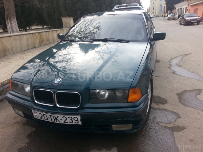 BMW 318 1993, 348,000 km - 1.8 l - Gəncə