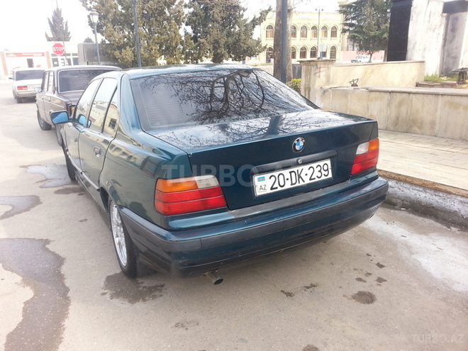 BMW 318 1993, 348,000 km - 1.8 l - Gəncə