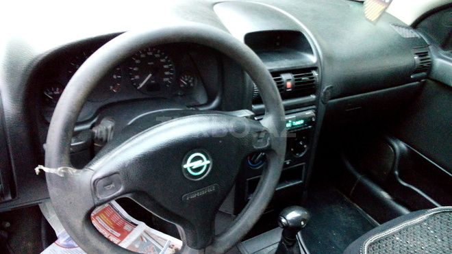 Opel Astra 1998, 300,000 km - 1.6 l - Bakı