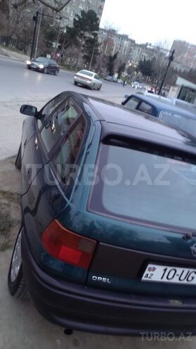 Opel Astra 1994, 250,000 km - 1.6 л - Bakı