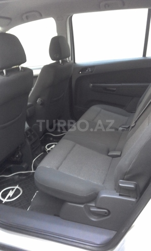 Opel Zafira 2009, 141,000 km - 1.9 л - Qusar