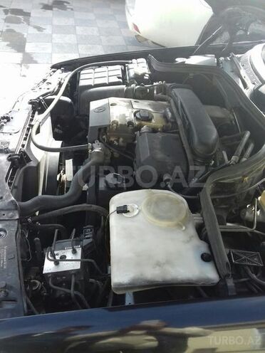 Mercedes C 180 1998, 300,000 km - 1.8 л - Bakı