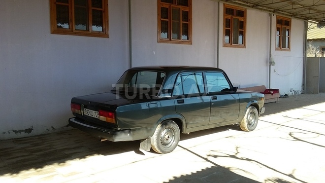 LADA (VAZ) 2107 2010, 88,000 km - 1.6 l - Şirvan