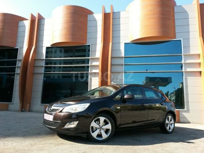 Opel Astra 2012, 50,200 km - 1.4 l - Bakı