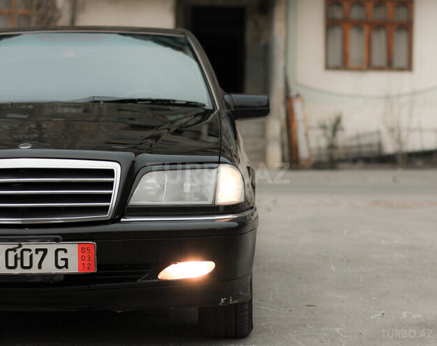 Mercedes C 230 1998, 186,000 km - 2.3 l - Bakı