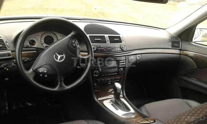 Mercedes E 280 2004, 158,240 km - 2.8 l - Bərdə