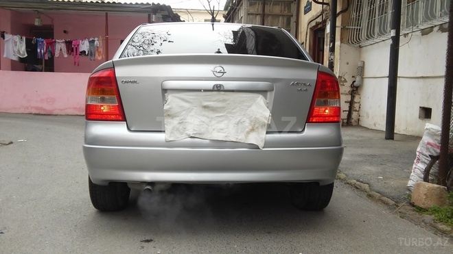 Opel Astra 2000, 242,000 km - 1.6 l - Bakı