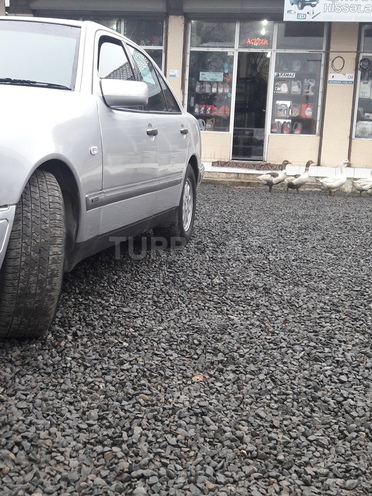 Mercedes E 220 1998, 340,000 km - 2.2 l - Lənkəran