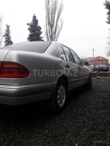 Mercedes E 220 1998, 340,000 km - 2.2 l - Lənkəran