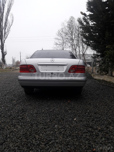 Mercedes E 220 1998, 340,000 km - 2.2 l - Lənkəran