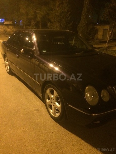Mercedes E 280 1999, 270,000 km - 2.8 l - Bakı
