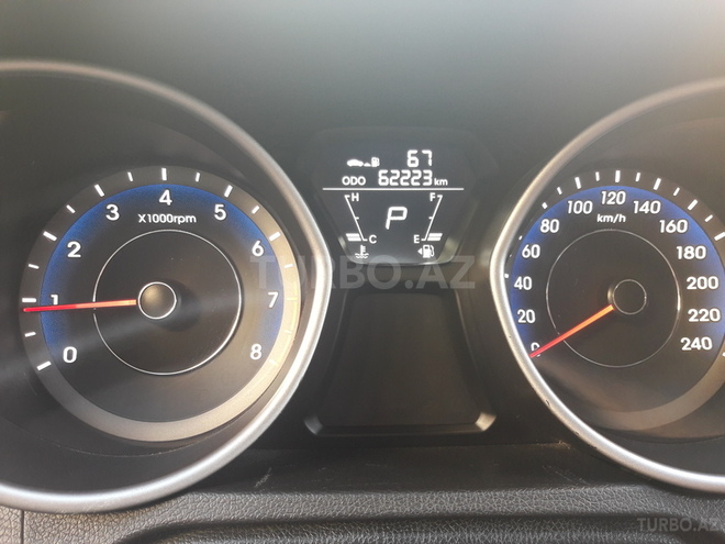 Hyundai Elantra 2012, 62,000 km - 1.8 l - Bakı