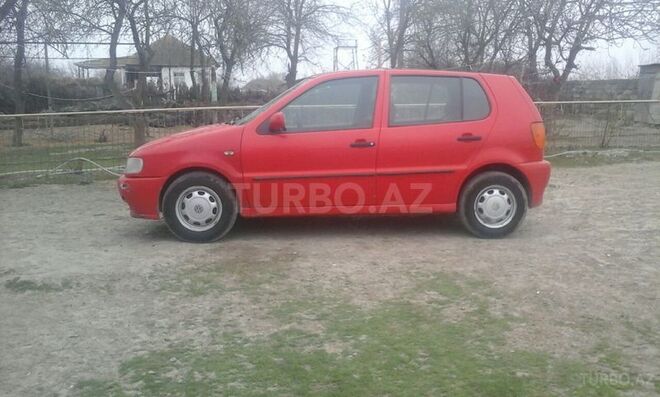 Volkswagen Polo 1998, 175,000 km - 1.6 l - Bakı