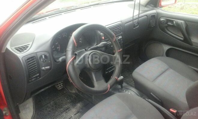 Volkswagen Polo 1998, 175,000 km - 1.6 l - Bakı