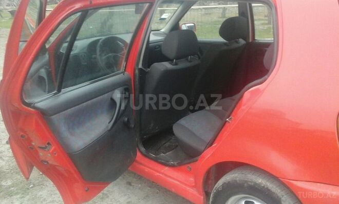 Volkswagen Polo 1998, 175,000 km - 1.6 l - Bakı
