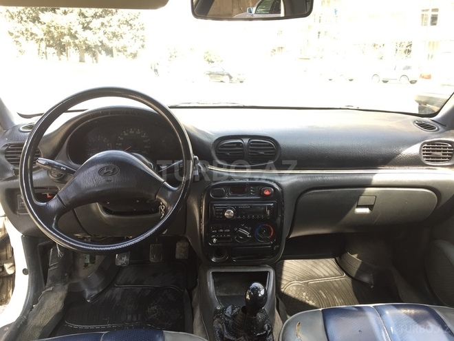Hyundai Accent 1996, 320,000 km - 1.6 l - Bakı