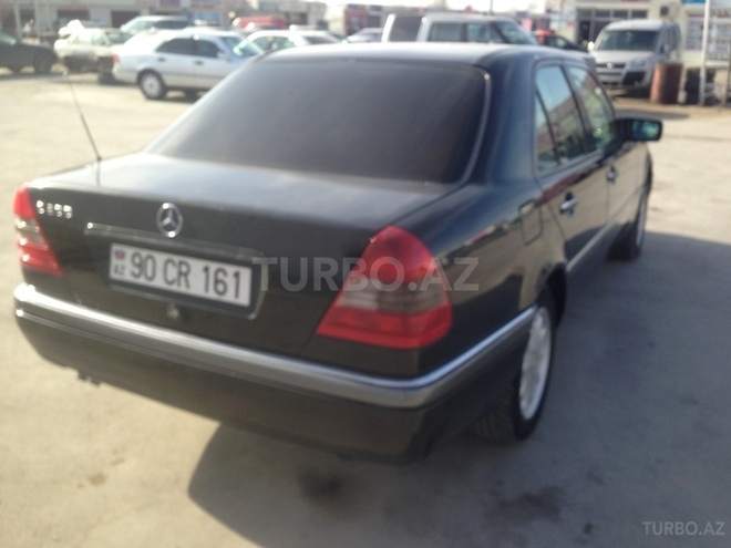 Mercedes C 200 1997, 242,287 km - 2.0 л - Sumqayıt