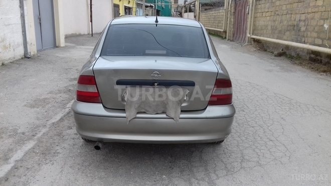 Opel Vectra 1996, 240,000 km - 2.0 l - Bakı