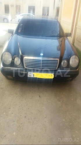 Mercedes E 230 1998, 245,000 km - 2.3 l - Bakı