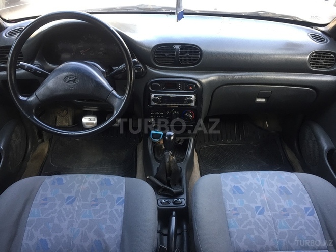 Hyundai Accent 1995, 280,000 km - 1.6 l - Bakı