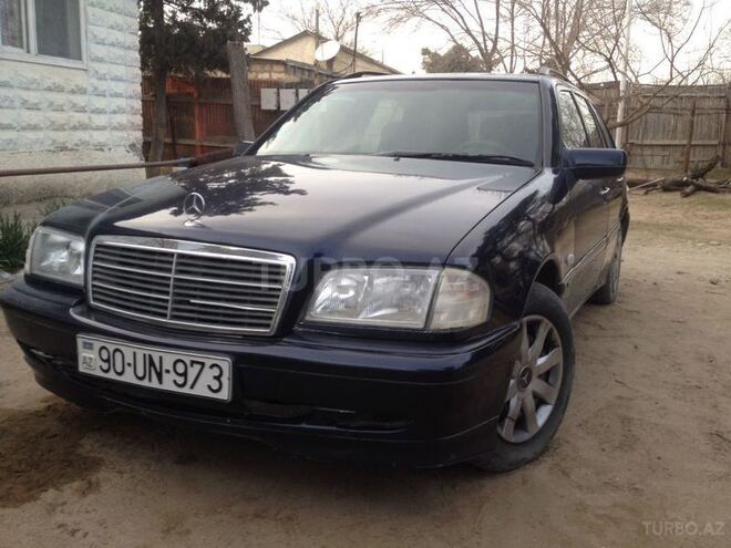 Mercedes E 220 2000, 28,695 km - 2.2 l - Sumqayıt