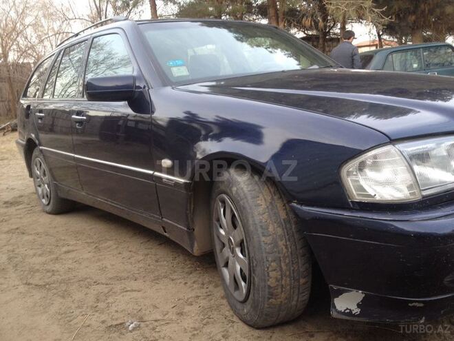 Mercedes E 220 2000, 28,695 km - 2.2 l - Sumqayıt
