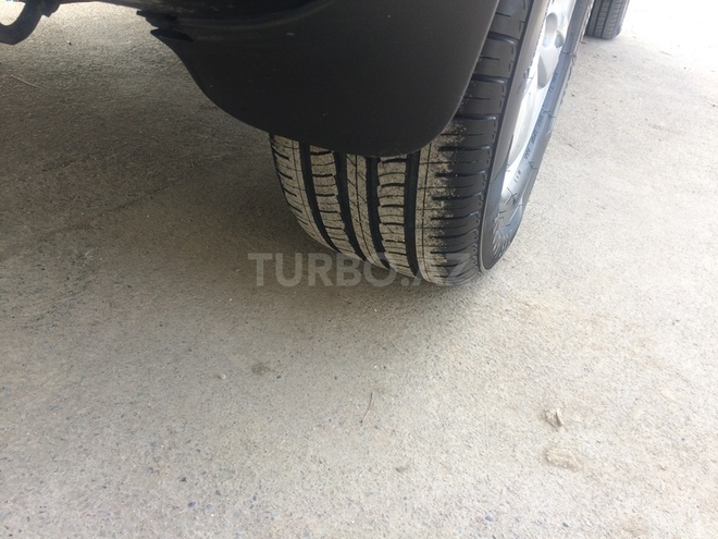 Hyundai Tucson 2006, 121,700 km - 2.0 l - Şirvan