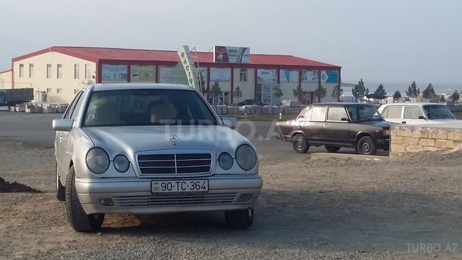 Mercedes E 200 1996, 192,863 km - 2.0 l - Şirvan